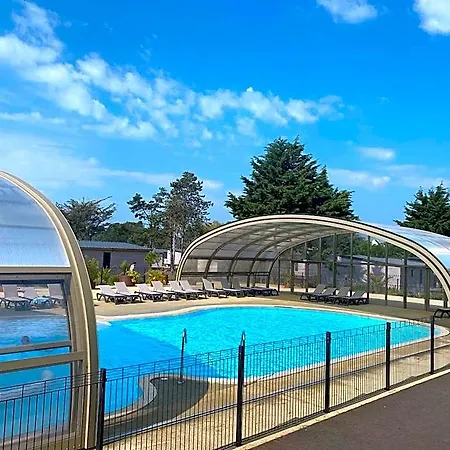 Le De Patou A L'edune De Location Wifi Inclus Piscine Couverte Chauffee A 150m De La 酒店 Jullouville